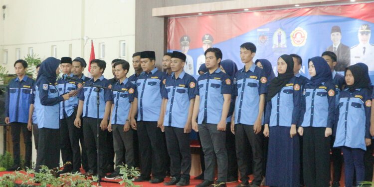 25 Karang Taruna di Mataram Dapat Bantuan Gerobak dan Laptop dari Dinsos