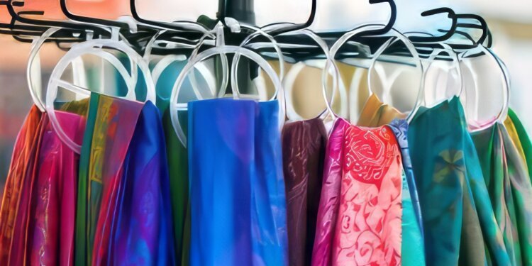 Tips Menyimpan Hijab di Lemari agar Tetap Rapi, Anti Kusut - Featured