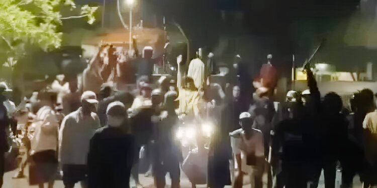 Polisi Mengamankan 7 Orang Peserta Konvoi, Terekam Video Bawa Senjata Tajam - Utama