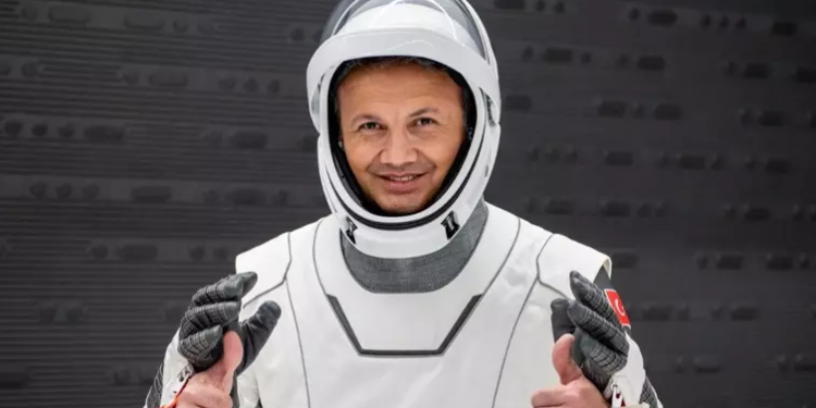 Misi Antariksa Pertama Turki, Kolonel Alper Gezeravci Sudah Memulai Misinya di ISS