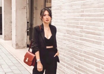 OOTD Girl Boss: Tampil Stylish dengan Sentuhan Formal Blazer yang Elegan