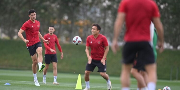 Antisipasi Skor Seri 2×45 Menit Lawan Indonesia, Australia Latihan Penalti - Featured