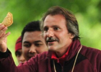 Mantan Pelatih PSM Peter Segrt Kini Pelatih Timnas Tajikistan di Piala Asia