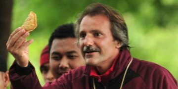 Mantan Pelatih PSM Peter Segrt Kini Pelatih Timnas Tajikistan di Piala Asia