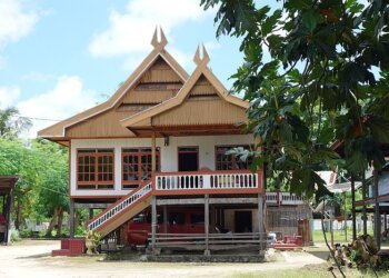 Mengungkap Keunikan Rumah Tradisional Bugis di Sulawesi Selatan