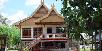 Mengungkap Keunikan Rumah Tradisional Bugis di Sulawesi Selatan
