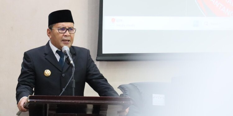 Danny Pomanto Berhasil Antar Makassar Raih Lima Penghargaan Adipura - Featured