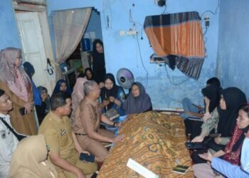 Kepala BKPSDM Wakili Wali Kota, Melayat PPPK Meninggal Dunia Sebelum Pelantikan