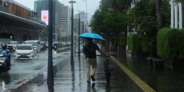 BMKG: 12 Wilayah Ini Waspada Cuaca Ekstrem
