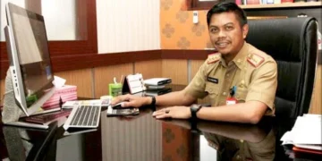 Firman Pagarra Telah Terima SK Perpanjangan Pj Sekda Makassar - Utama