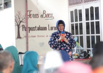 Ketua TP PKK Kota Makassar dan Kadis Ketapang Tinjau Lorong Wisata di Dua Kecamatan