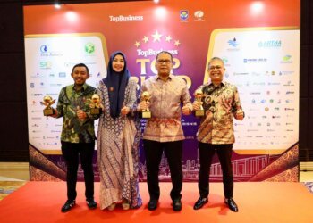 Pemkot Makassar Raih Lima Penghargaan Top BUMD 2024
