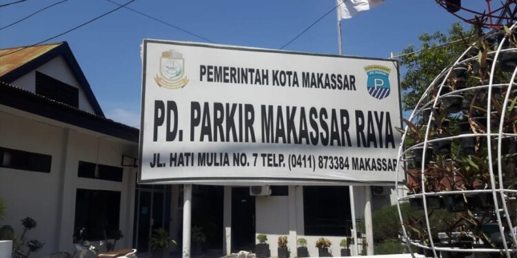 Pemkot Makassar Tertibkan Jukir Liar di Depan RS Ananda