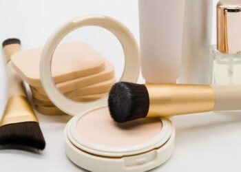 Cushion atau Foundation untuk Makeup? Temukan Jawabannya di Sini!