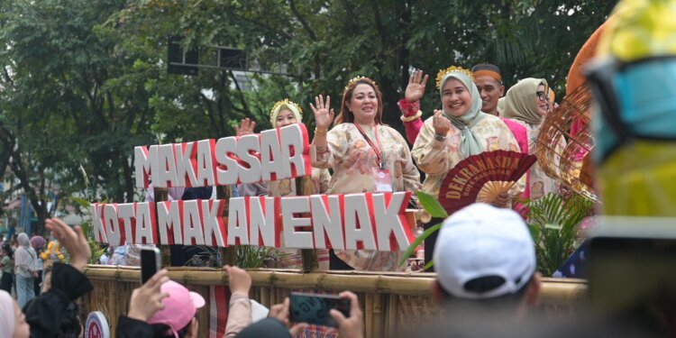 Dekranasda Kota Makassar Meriahkan Parade Budaya di Solo dengan Pesona Kuliner