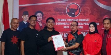 Indira, Mantan Kepala Dinas, dan Mantan Lurah Kembalikan Formulir Bakal Calon Wali Kota Makassar ke PDIP - Utama