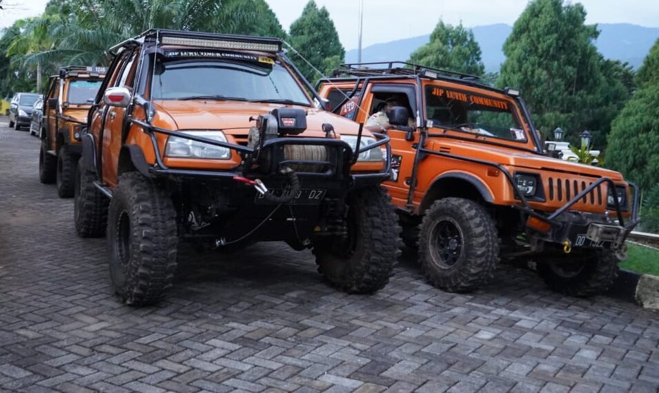 BNPB Gandeng Komunitas Off Road Kirim Logistik Korban Banjir dan Longsor