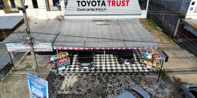 Kalla Toyota Trust Soft Opening Showroom Baru di Kota Palopo