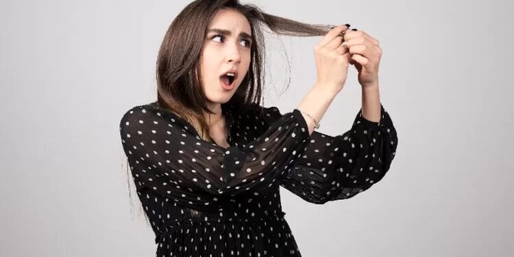 Conditioner Malah Bikin Rambut Lepek dan Bau? Ini Faktanya! - Featured