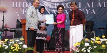 Danny Pomanto Hadiri Perayaan Paskah Gereja Toraja Jemaat Tamalanrea, Simbol Toleransi dan Kerukunan di Kota Makassar - Utama