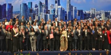 Danny Pomanto Berbagi Pengalaman Bangun Kota Makassar Jadi Lebih Baik Lewat Program Lorong Wisata di Mayor Forum WCS 2024 - Utama