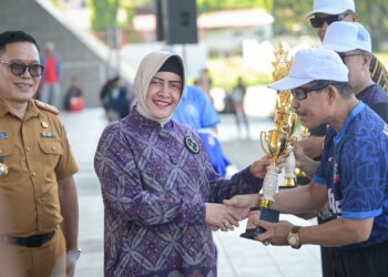 Indira Yusuf Ismail Semangati Peserta di Pembukaan O2SN Makassar