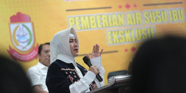 Cegah Stunting dan Jagai Anakta, Indira Yusuf Ismail Ajak Para Ibu Penuhi ASI Anak hingga Dua Tahun - Featured