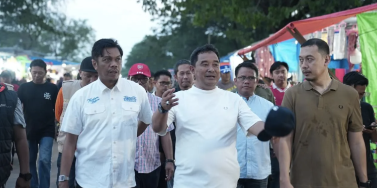 PJ Sekda Dampingi PJ Gubernur Tinjau Lahan Lokasi Pembangunan Stadion di Gor Sudiang - Featured