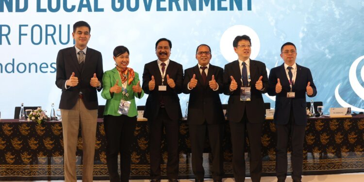 Sejajar dengan Tokoh Dunia, Danny Pomanto Narasumber dan Penanggap di 10th WWF 2024 - Utama