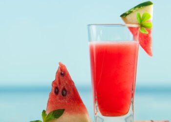 Rahasia Kulit Glowing dengan Masker Semangka: Manfaat dan Cara Membuatnya