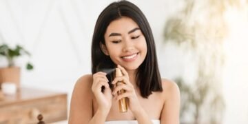 Manfaat Air Mawar untuk Perawatan Rambut yang Lebih Sehat - Utama