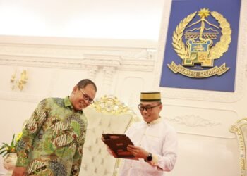 Danny Pomanto Antar Undangan F8 ke Pj Gubernur Sulsel