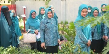 Indira Yusuf Ismail Dampingi Pj Ketua TP PKK Sulsel Tinjau Kelurahan Manggala dalam Verifikasi Lomba Kelurahan