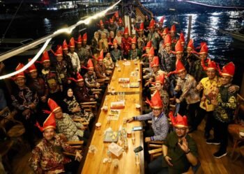 Danny Pomanto Perkenalkan Potensi Wisata Bahari ke Tamu Luar Negeri F8 Makassar