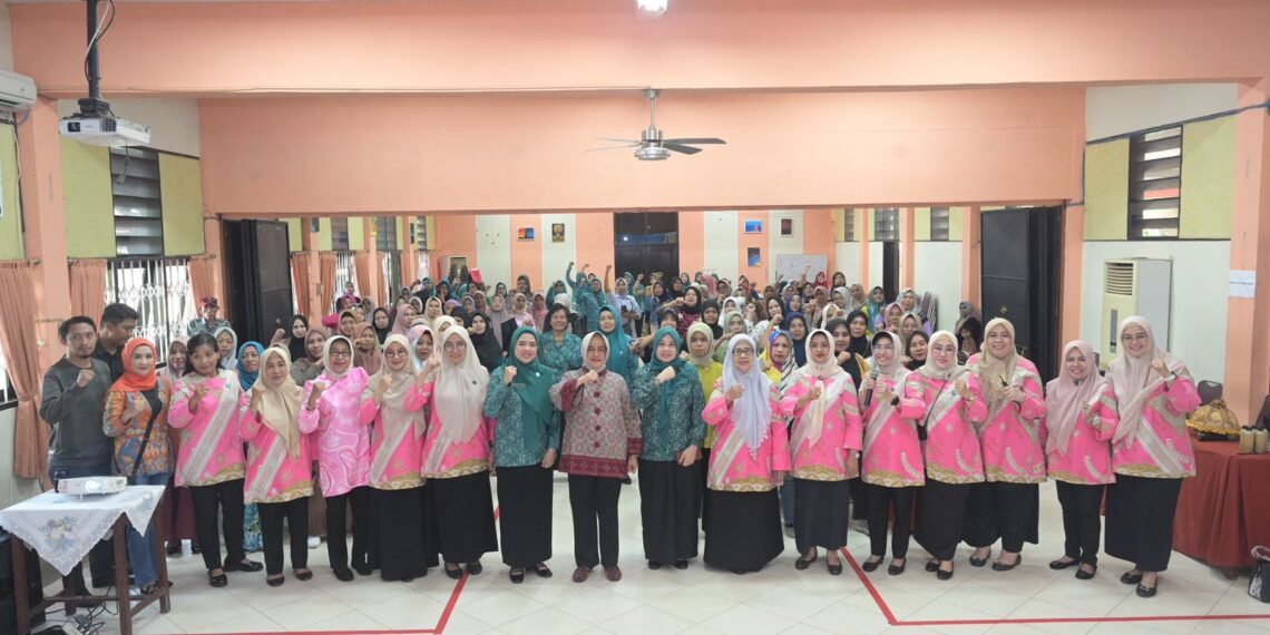 Indira Yusuf Ismail Tekankan Peran Kader Pokja IV PKK Tingkatkan Partisipasi Masyarakat