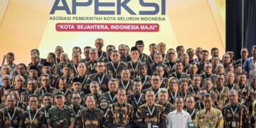 Dibuka Presiden RI Joko Widodo, PJ Sekda Makassar Hadiri Pembukaan Rakernas Apeksi XVII - Utama