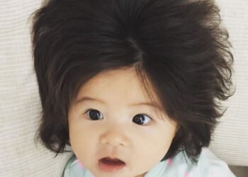 Menggemaskan Tapi Kuat: Rekomendasi Shampoo Bayi untuk Rambut Yang Lebat dan Sehat