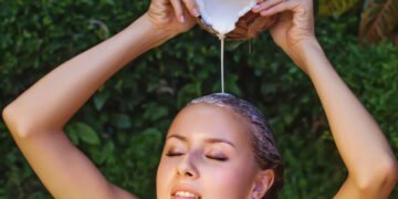 Santan Ajaib: Perawatan Alami untuk Rambut Indahmu!