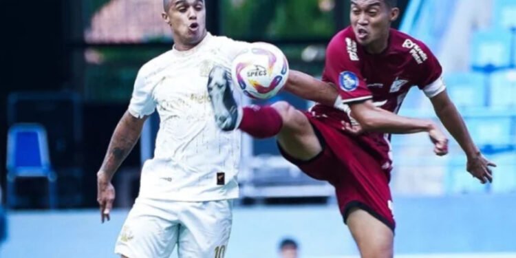 Arema FC Catat Kemenangan Perdana, PSM Makassar Takluk 0-1 di Stadion Batakan