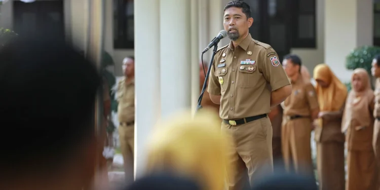 Jelang Akhir Masa Tugas, Andi Arwin Azis Pimpin Apel dan Tekankan Pentingnya Silaturahmi Wartakita Pjs Walikota Makassar Andi Arwin Azis