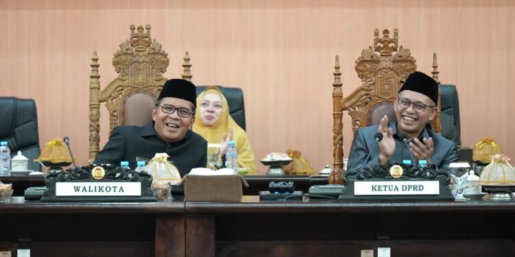 Pemkot-DPRD Sepakati Ranperda APBD Kota Makassar Tahun Anggaran 2025 Img 0700