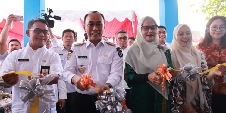 PJ Sekda Kota Makassar, Hadiri Launching Posyandu Era Baru SPM Img 0714