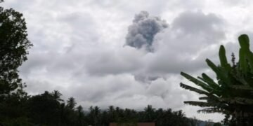Wartakita Gunung Ibu Halmahera Erupsi Low Resolution V2 2x