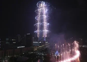 Lotte Tower New Year 2025