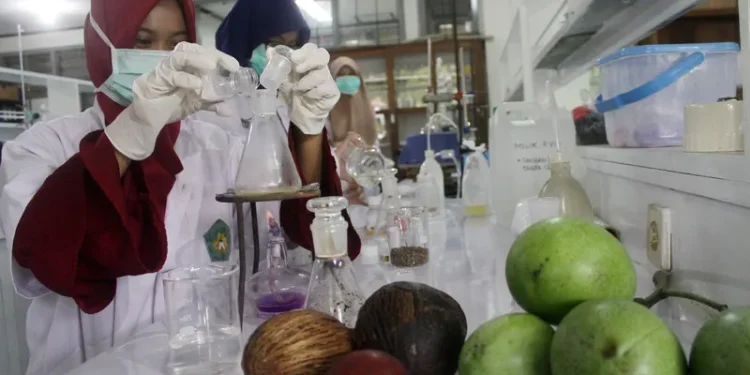 Wartakita Bioetanol Lab Perguruan Tinggi