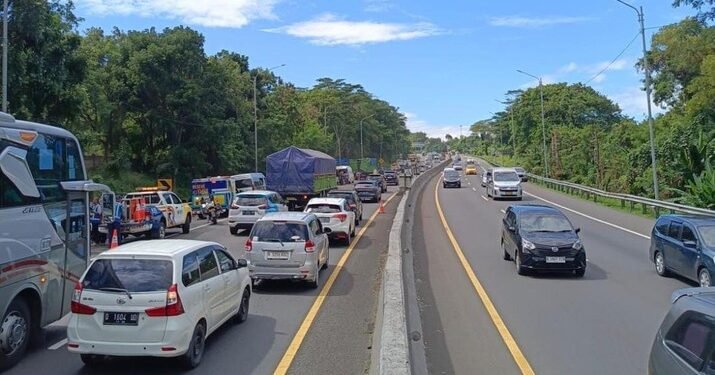 Wartakita Kecelakaan Beruntun Di Km 97200 Ruas Tol Cipularang Arah Bandung Pada Pukul 05012024 0911 Wib Dok Jasamarga