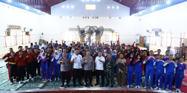 Gandeng Kapolrestabes berbagi inspirasi, PPI Kota Makassar Sukses Gelar Latihan Gabungan Paskibra - Featured