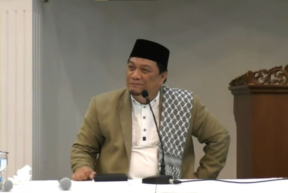 Ustaz Yahya Waloni Wafat Usai Sampaikan Khutbah Jumat di Makassar Ustaz Yahya Waloni Wafat Usai Sampaikan Khutbah Jumat di Makassar - image 1