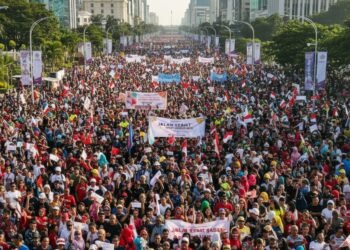 Jalan Sehat Anti Mager di HUT ke-356 Sulsel: Antara Gemerlap Perayaan dan Bayang-Bayang Gejolak Sosial Makassar