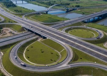 Ekonomi RI Q2-2025 Tumbuh 5,12%, Sinergi ‘Gaya Koboi’ Purbaya dan Efisiensi Infrastruktur Jadi Penopang